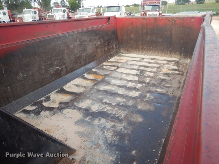 image for item DD0362 1995 Freightliner FLD  dump truck