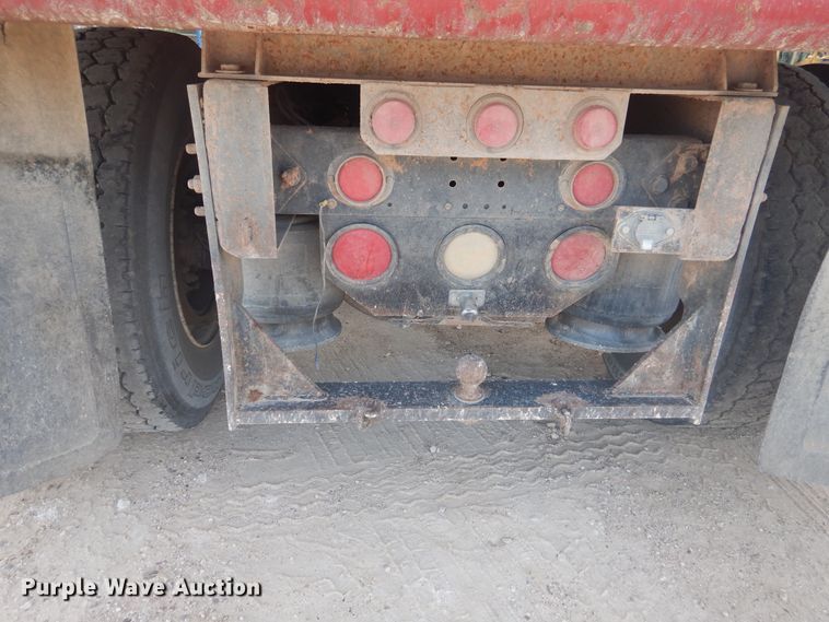 image for item DD0362 1995 Freightliner FLD  dump truck