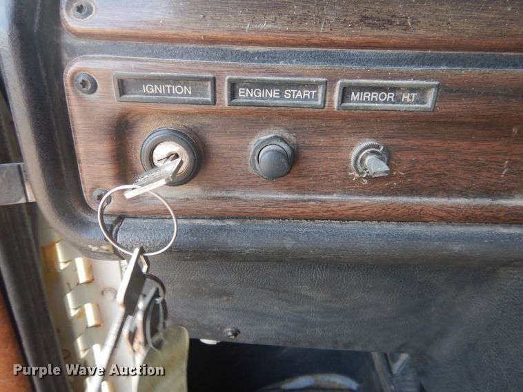 image for item DD0362 1995 Freightliner FLD  dump truck