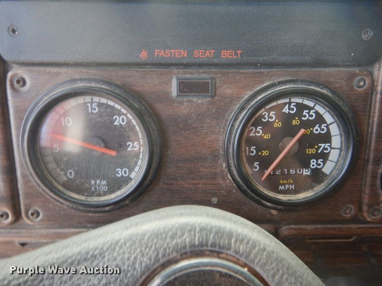 image for item DD0362 1995 Freightliner FLD  dump truck