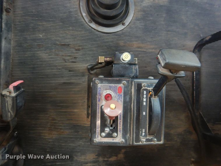 image for item DD0362 1995 Freightliner FLD  dump truck