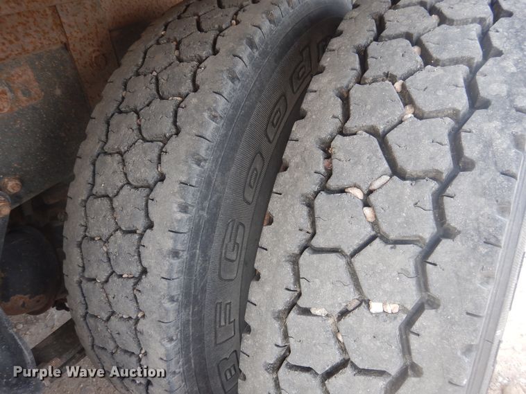 image for item DD0362 1995 Freightliner FLD  dump truck