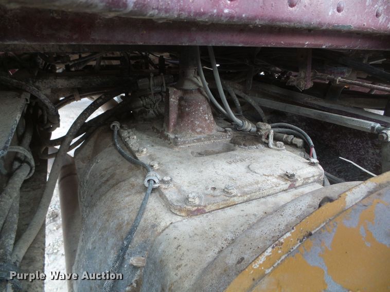 image for item DD0363 1988 Peterbilt 379  semi truck