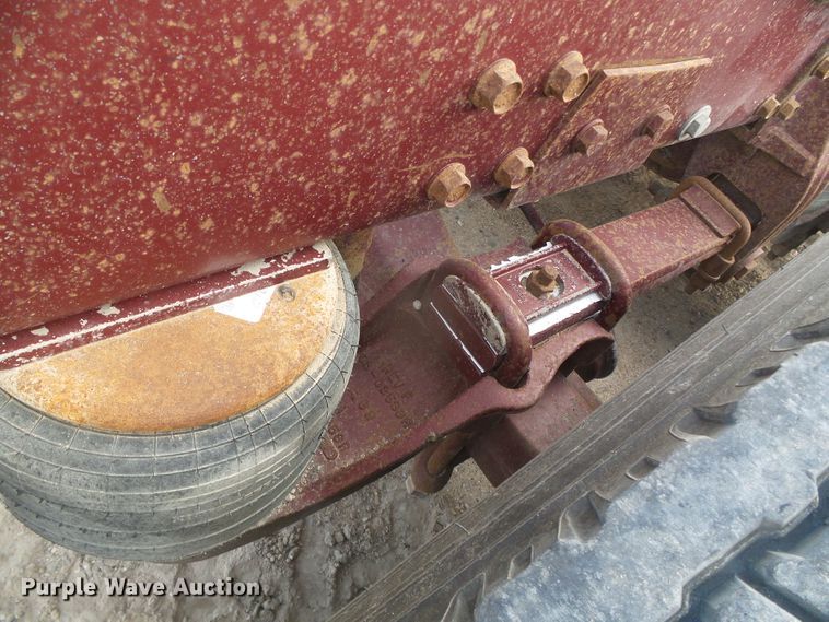 image for item DD0363 1988 Peterbilt 379  semi truck