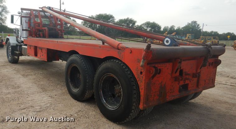 image for item DD0365 1973 Autocar DC10364B  winch truck