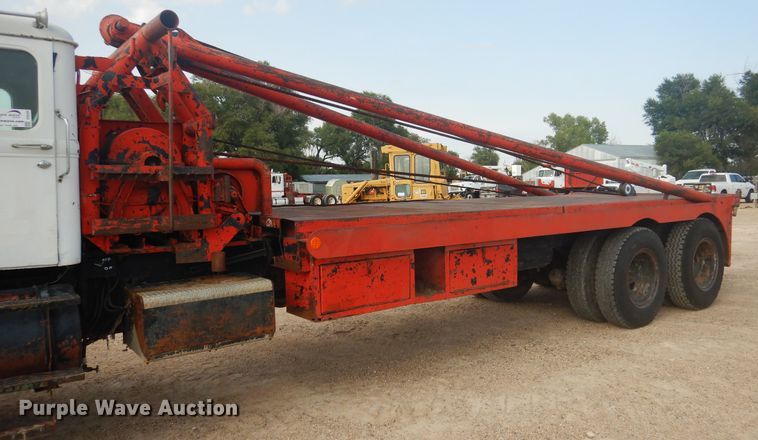 image for item DD0365 1973 Autocar DC10364B  winch truck