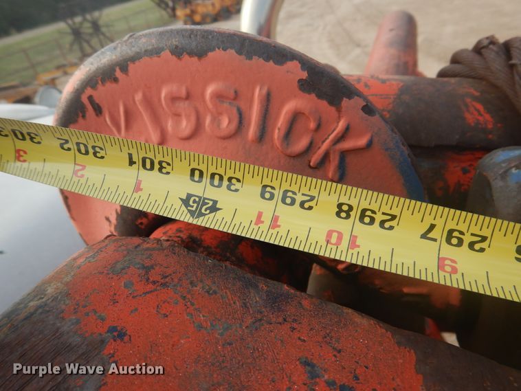 image for item DD0365 1973 Autocar DC10364B  winch truck