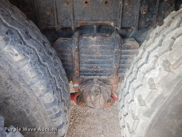 image for item DD0365 1973 Autocar DC10364B  winch truck