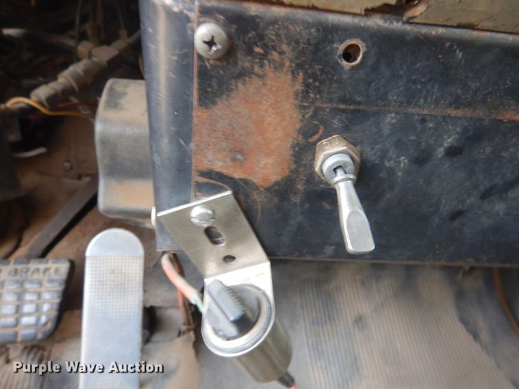 image for item DD0365 1973 Autocar DC10364B  winch truck