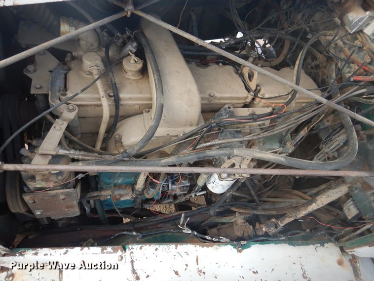 image for item DD0365 1973 Autocar DC10364B  winch truck