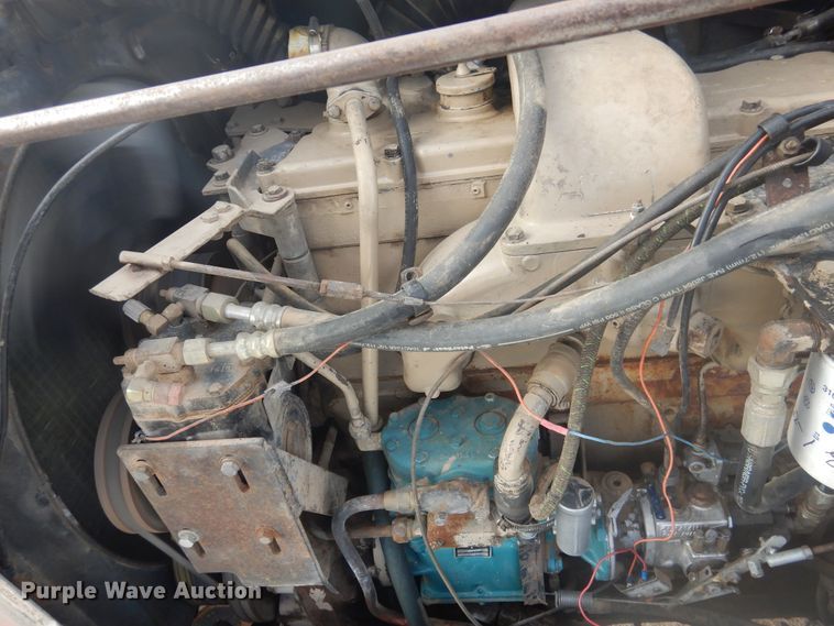 image for item DD0365 1973 Autocar DC10364B  winch truck