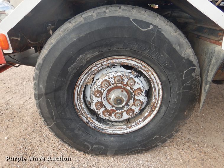 image for item DD0365 1973 Autocar DC10364B  winch truck