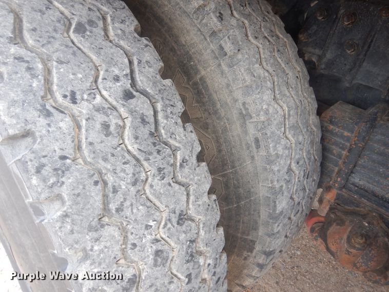 image for item DD0365 1973 Autocar DC10364B  winch truck