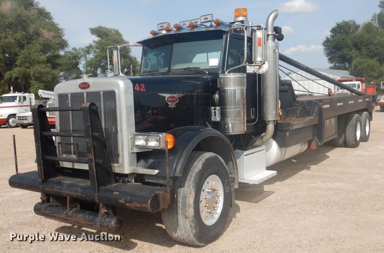 image for item DD0367 2007 Peterbilt 379  winch truck