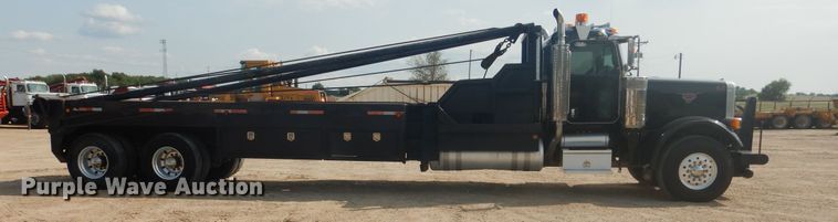 image for item DD0367 2007 Peterbilt 379  winch truck