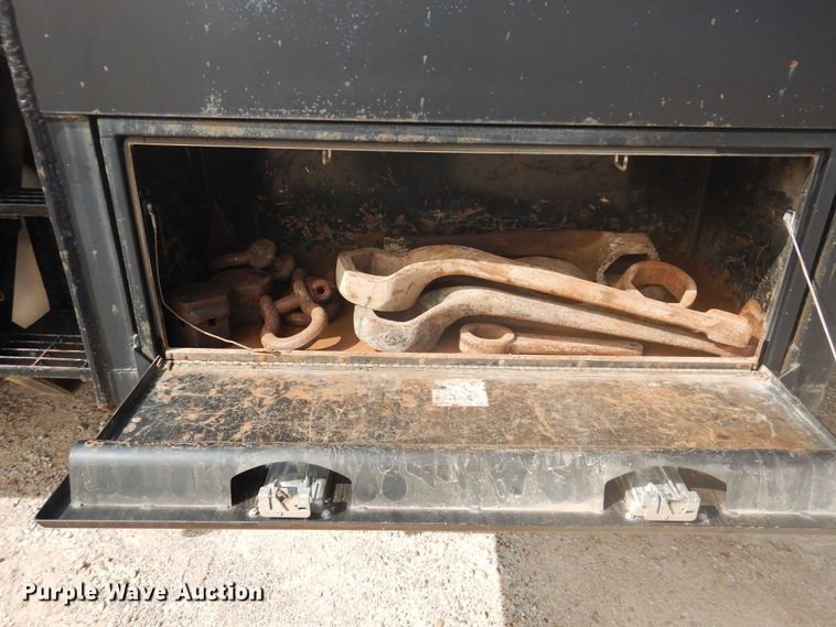 image for item DD0367 2007 Peterbilt 379  winch truck