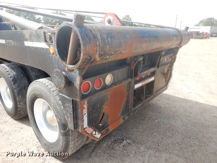 image for item DD0367 2007 Peterbilt 379  winch truck