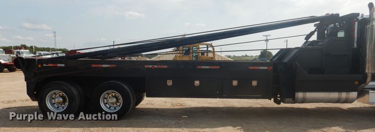 image for item DD0367 2007 Peterbilt 379  winch truck