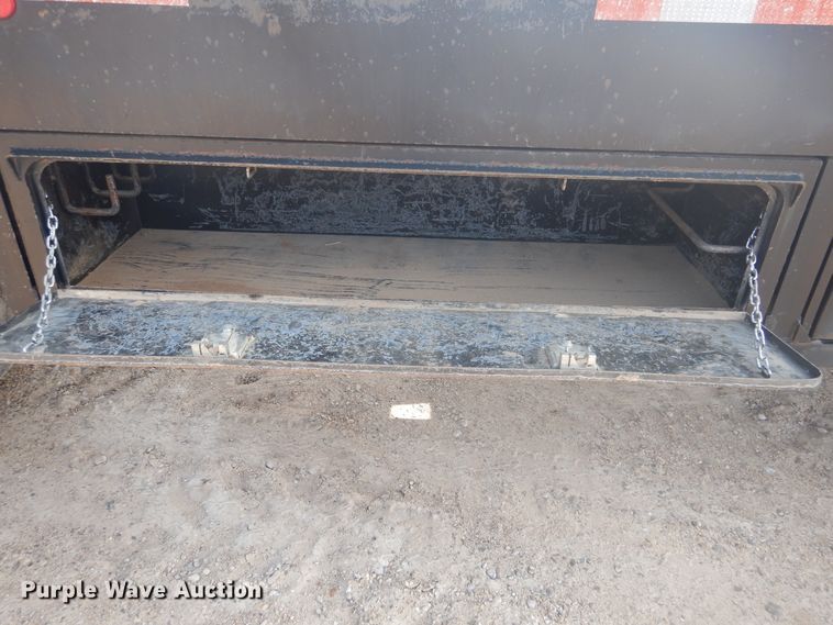 image for item DD0367 2007 Peterbilt 379  winch truck