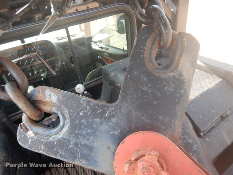 image for item DD0367 2007 Peterbilt 379  winch truck
