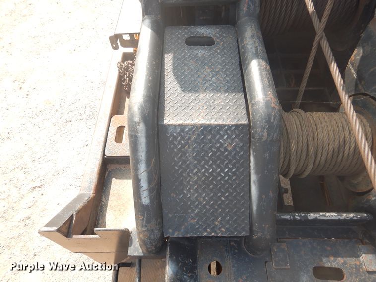 image for item DD0367 2007 Peterbilt 379  winch truck