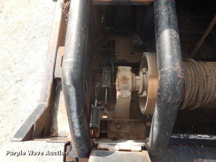 image for item DD0367 2007 Peterbilt 379  winch truck