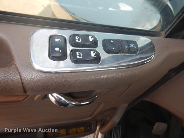 image for item DD0367 2007 Peterbilt 379  winch truck