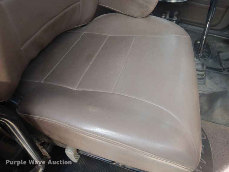 image for item DD0367 2007 Peterbilt 379  winch truck