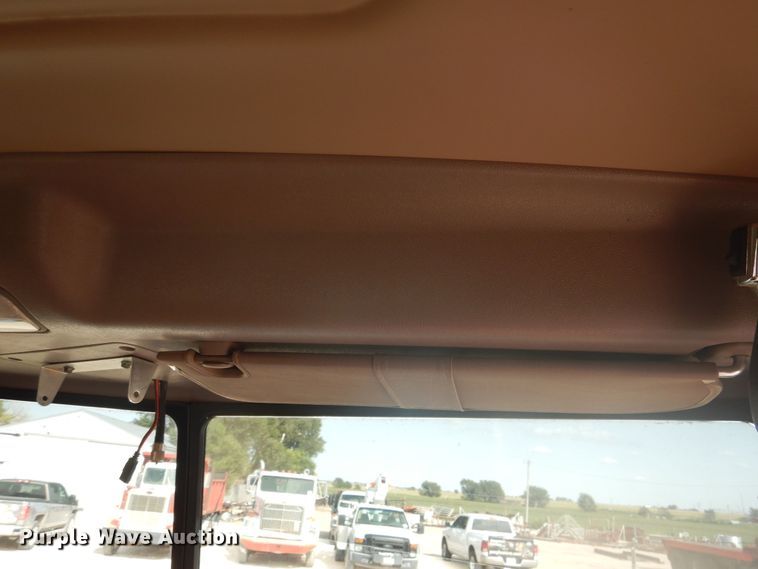 image for item DD0367 2007 Peterbilt 379  winch truck