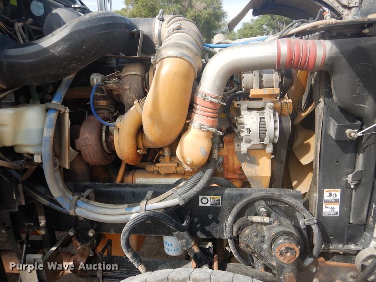 image for item DD0367 2007 Peterbilt 379  winch truck