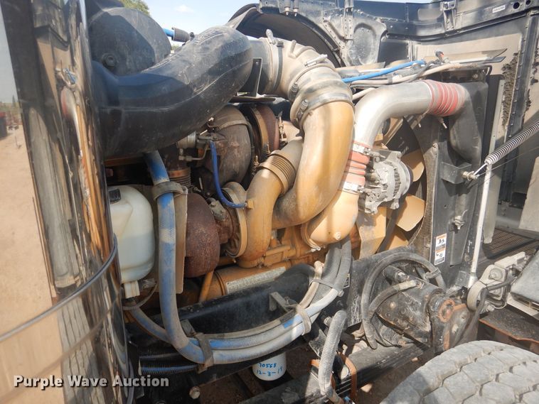 image for item DD0367 2007 Peterbilt 379  winch truck