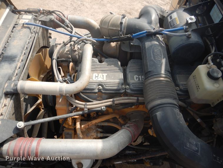 image for item DD0367 2007 Peterbilt 379  winch truck