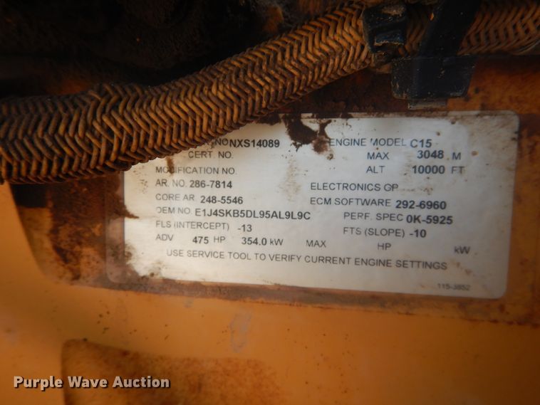 image for item DD0367 2007 Peterbilt 379  winch truck