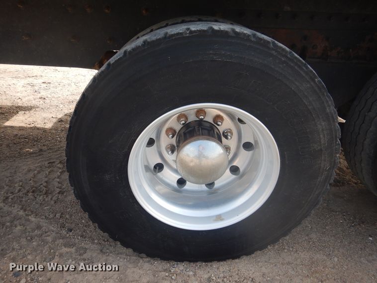 image for item DD0367 2007 Peterbilt 379  winch truck