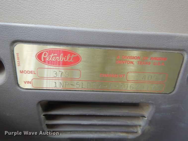 image for item DD0367 2007 Peterbilt 379  winch truck