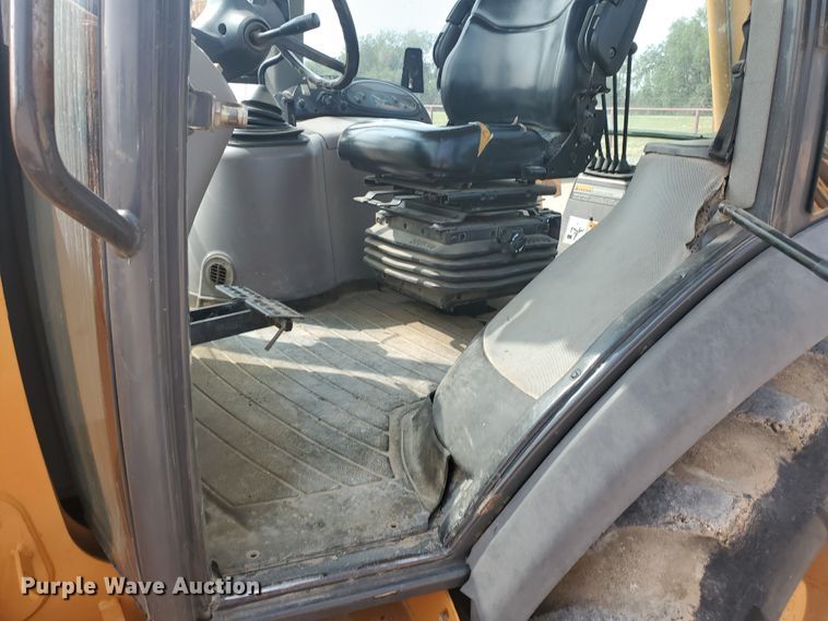 image for item DF5732 2003 Case 580M  backhoe