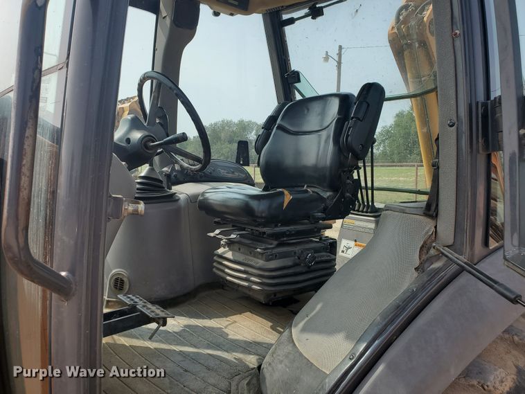 image for item DF5732 2003 Case 580M  backhoe