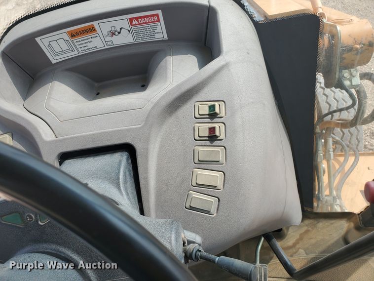 image for item DF5732 2003 Case 580M  backhoe