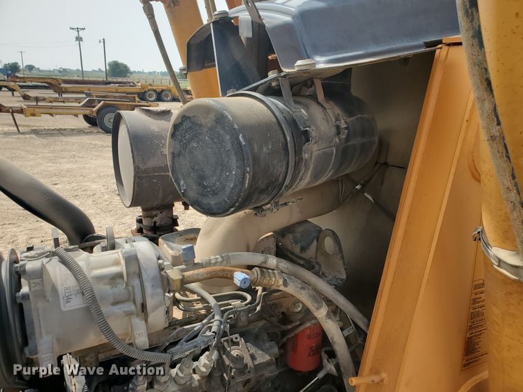 image for item DF5732 2003 Case 580M  backhoe