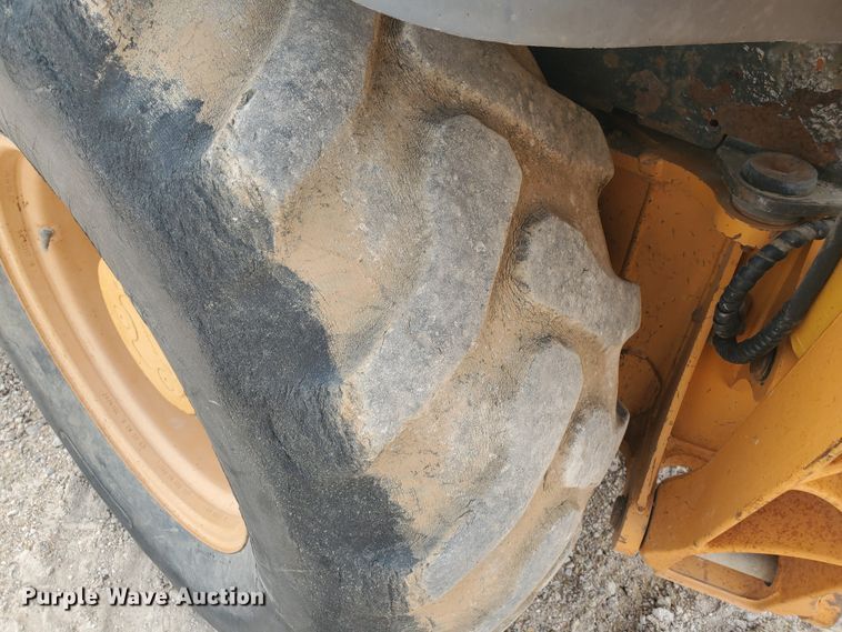 image for item DF5732 2003 Case 580M  backhoe