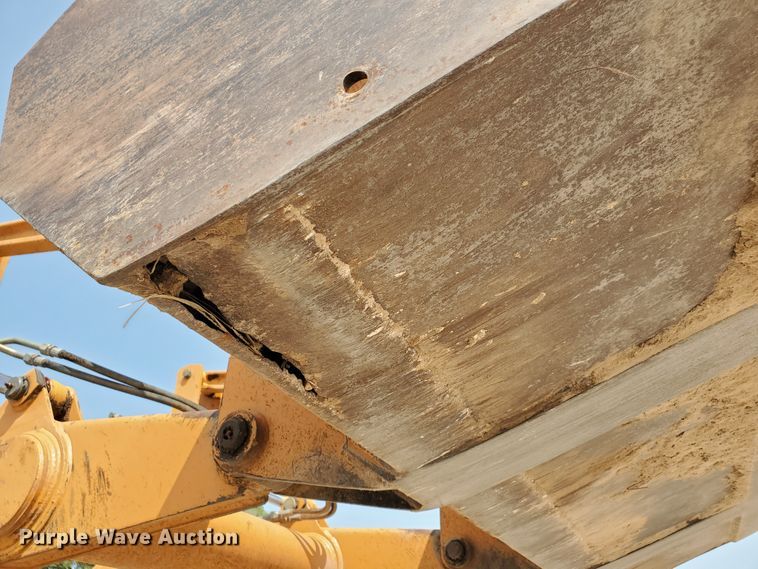 image for item DF5732 2003 Case 580M  backhoe