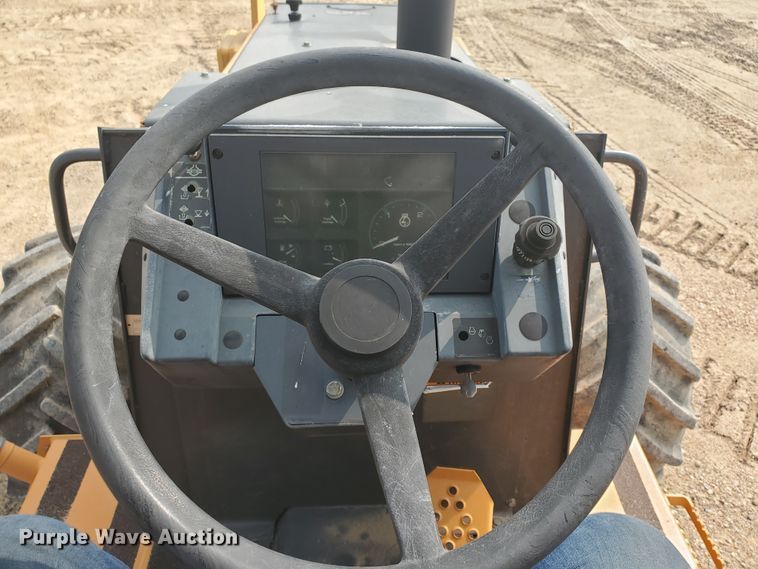 image for item DF5733 Case 960  trencher