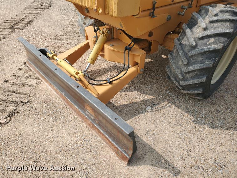 image for item DF5733 Case 960  trencher