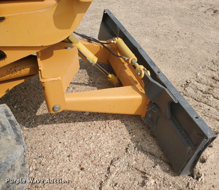 image for item DF5733 Case 960  trencher