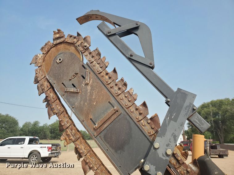 image for item DF5733 Case 960  trencher