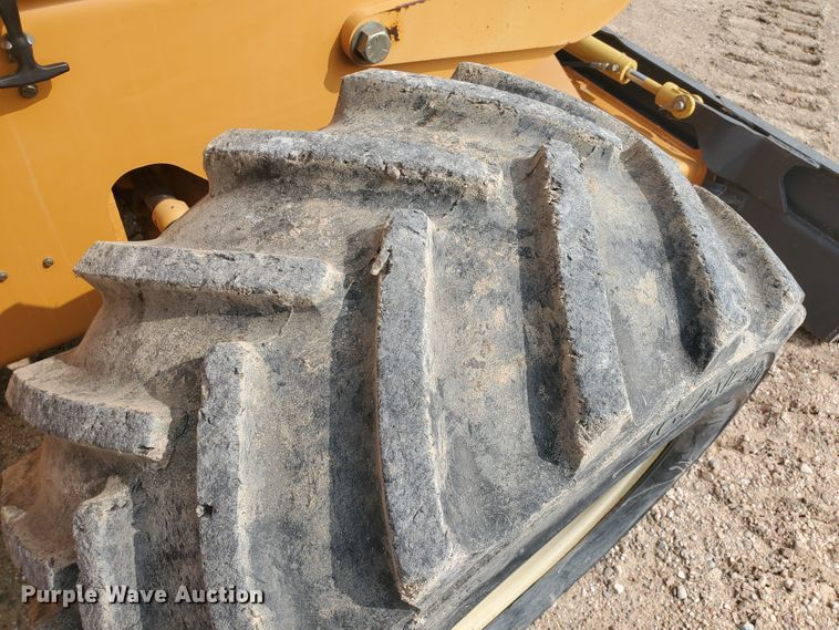 image for item DF5733 Case 960  trencher