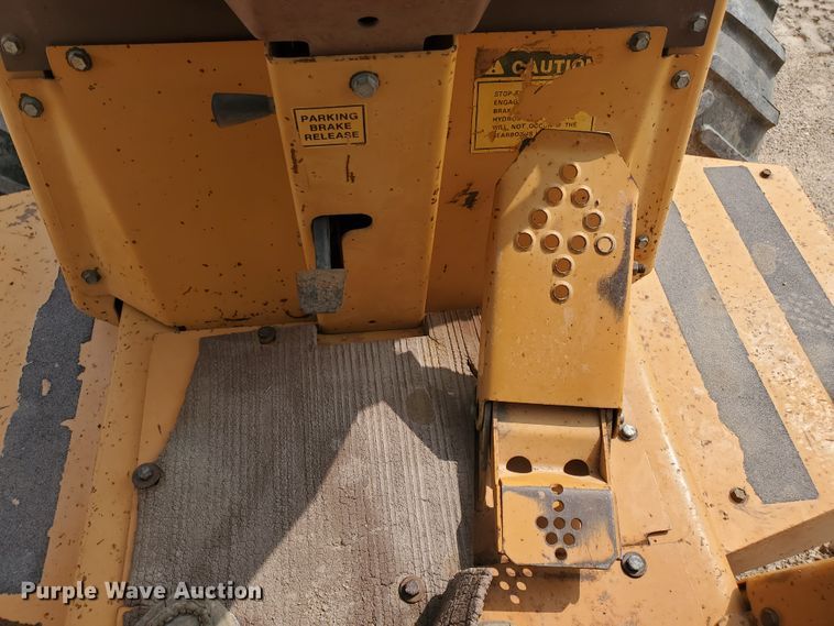 image for item DF5734 1992 Case 660  trencher