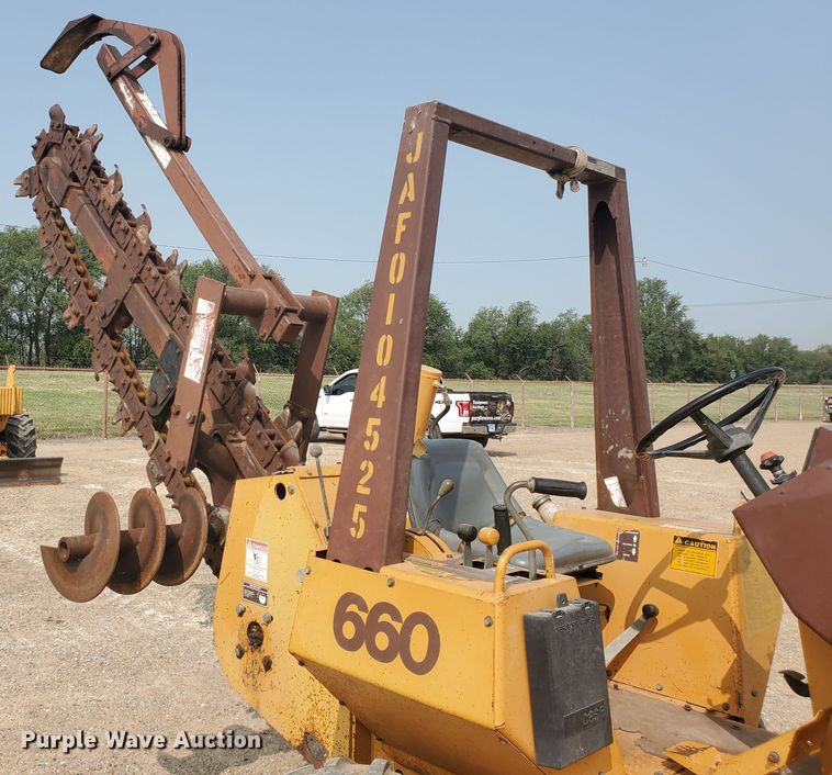 image for item DF5734 1992 Case 660  trencher
