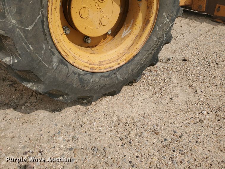 image for item DF5734 1992 Case 660  trencher