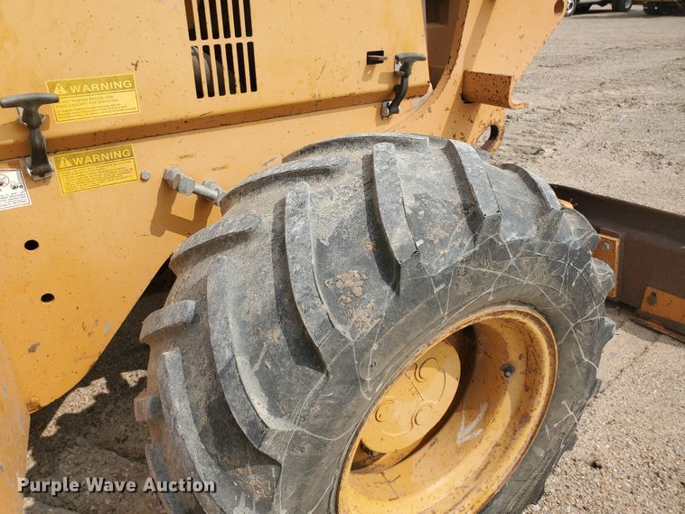 image for item DF5734 1992 Case 660  trencher